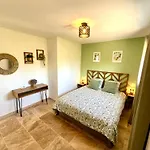 Le Clos De L'oliveraie - De Charme Avec Piscine Proche D'uzes * Sanilhac-et-Sagries