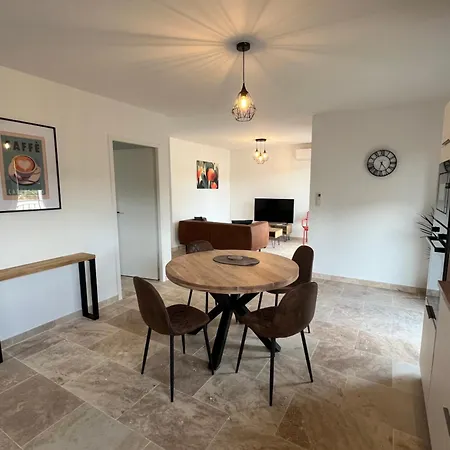 Appartamento Le Clos De L'oliveraie - De Charme Avec Piscine Proche D'uzès
