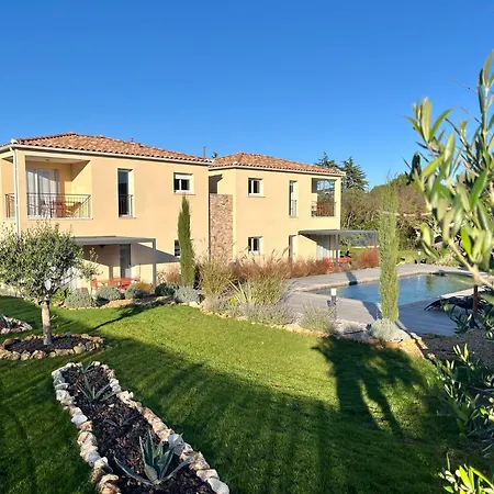 Le Clos De L'oliveraie - De Charme Avec Piscine Proche D'uzès Appartement *