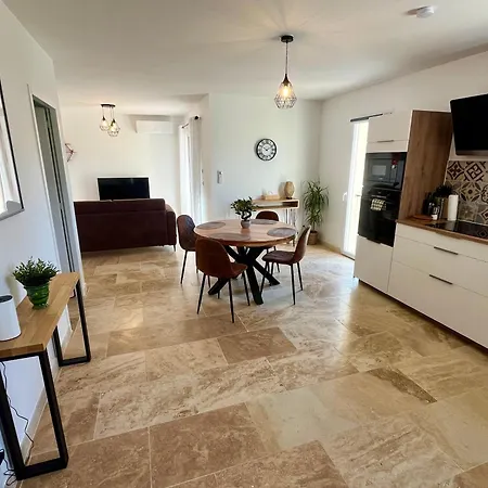 Le Clos De L'oliveraie - De Charme Avec Piscine Proche D'uzes Apartmán Sagriès