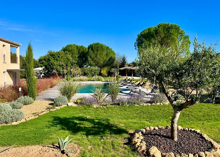 Le Clos De L'oliveraie - De Charme Avec Piscine Proche D'uzes *